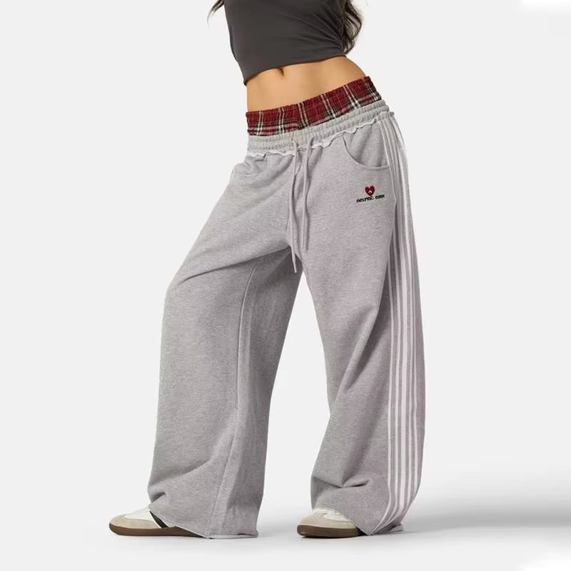 American Retro College Style Loose Fit Two-Piece Set with Double Waist Head Fake Bathroom Pants for Sports Leisure Fashion
